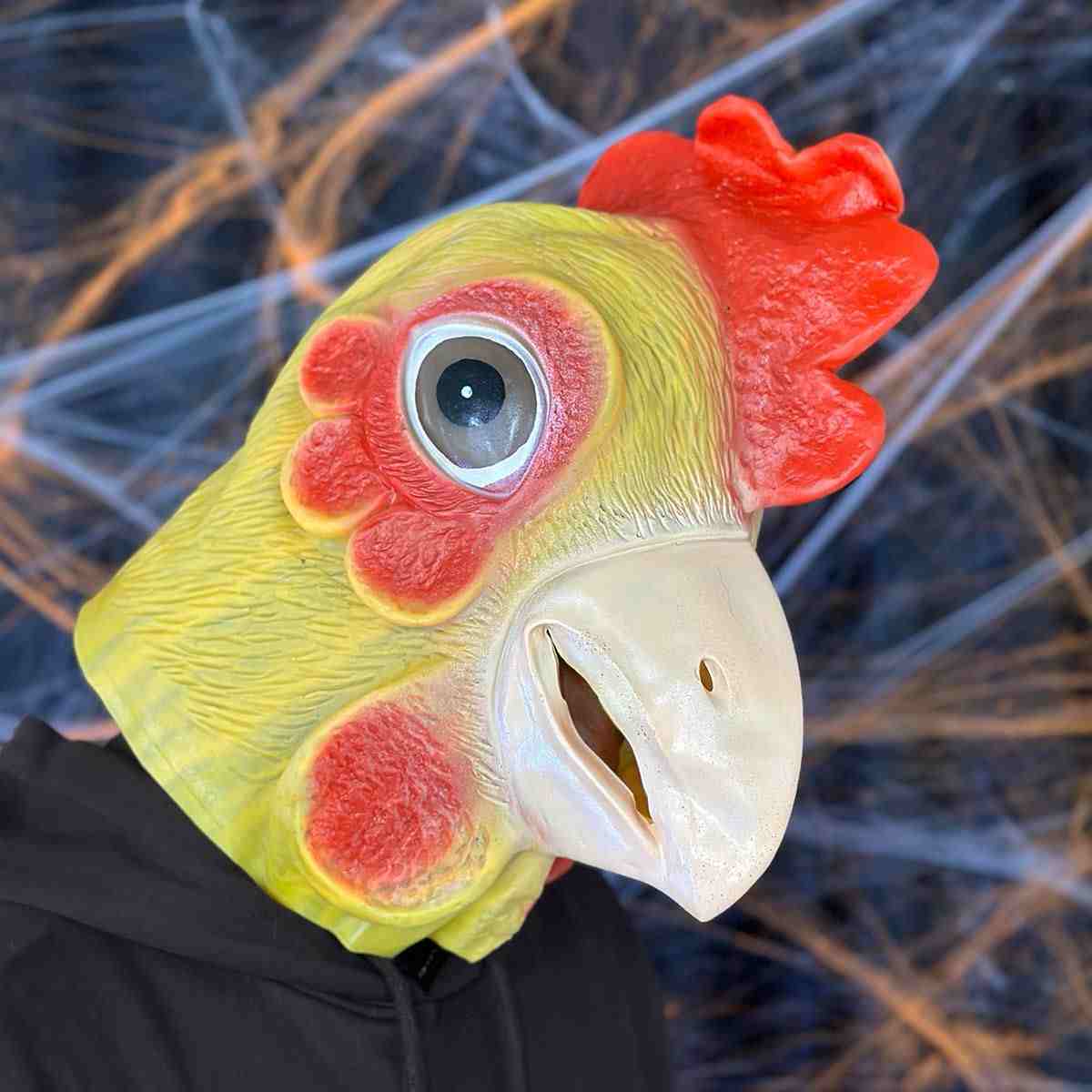 Máscara de Pollo 🐔 – De pasar desapercibido a ser el alma de la fiesta